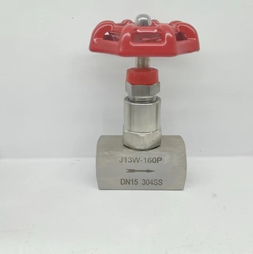 Threaded stainless steel needle valve